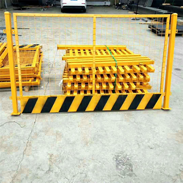新疆施工基坑護欄圖片4