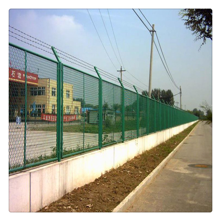 工廠鐵絲隔離網圖片2