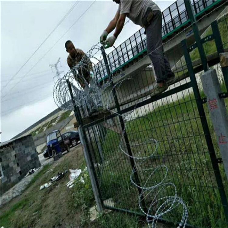 高鐵封閉網柵欄