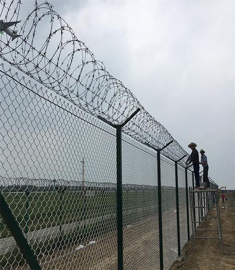 新型鋁包鋼機場圍界圖片4