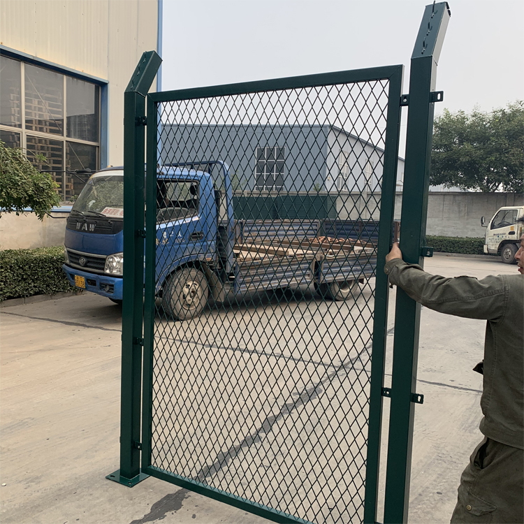 陜西保稅區鐵絲網圍欄圖片2