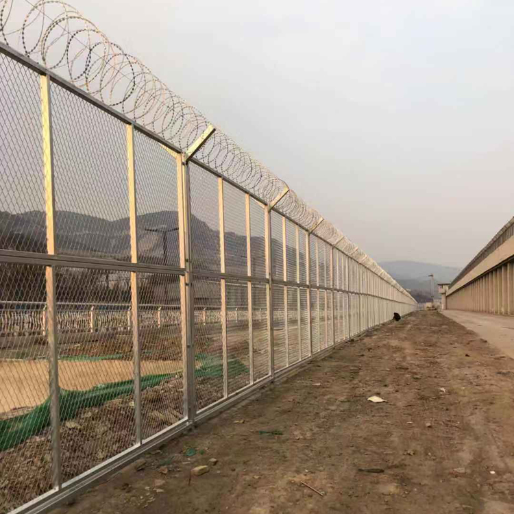 監獄圍墻改造設施隔離網標準圖片3