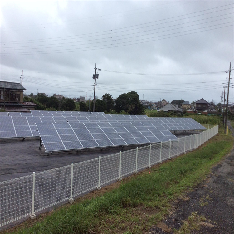安徽光伏發電廠圍欄網圖片3
