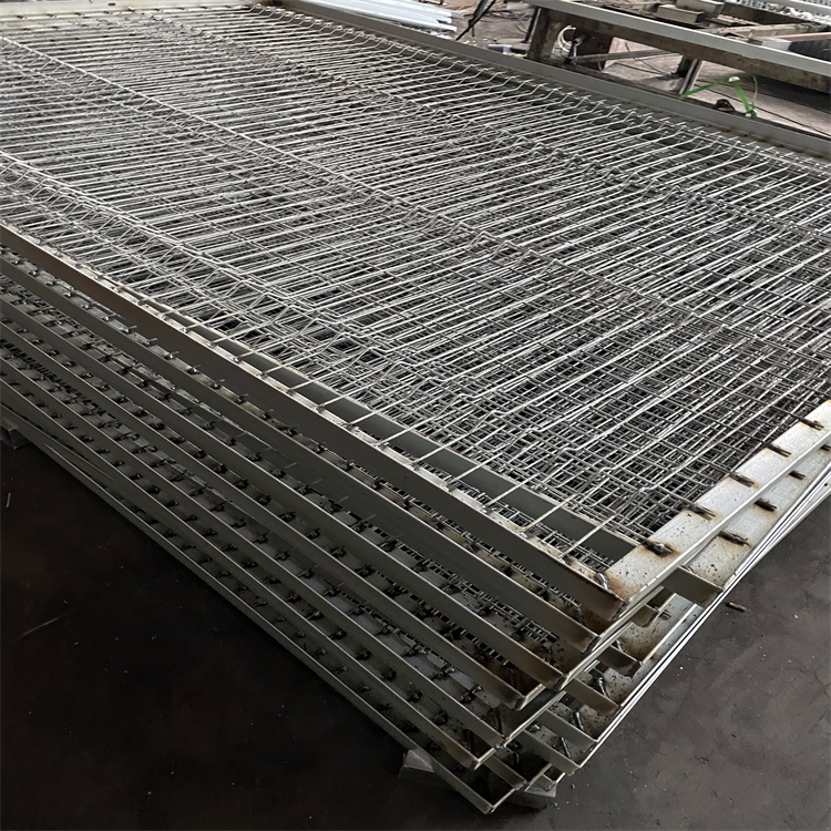 福建珠海機場鋼筋網圍界網案例圖片2