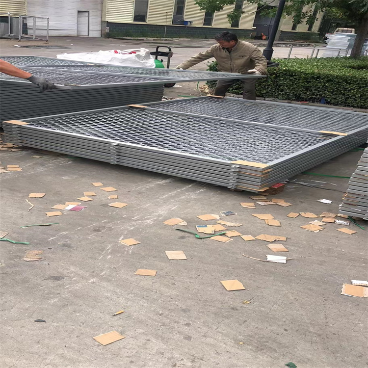 貴州監獄看守所焊接刀片隔離網生產圖樣圖片6