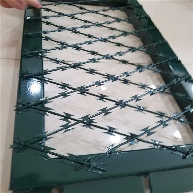 監獄焊接刀片隔離網不銹鋼刀刺