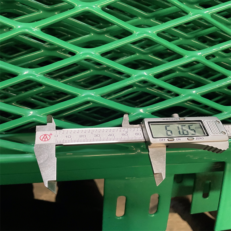 陜西高速公路防眩網(wǎng)護(hù)欄價(jià)格圖片4