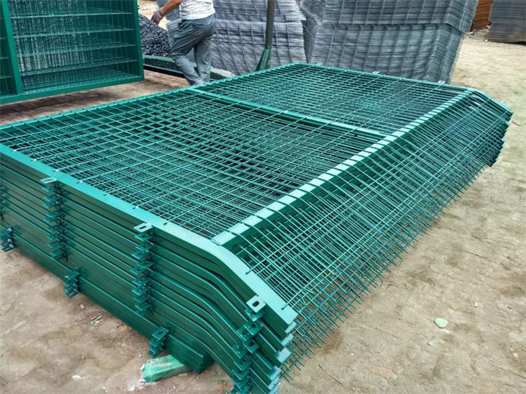 鐵路金屬柵欄網片圖片4